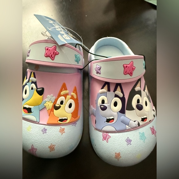 Bluey Kids Shoes - Pink and Blue - Picture 2 of 14